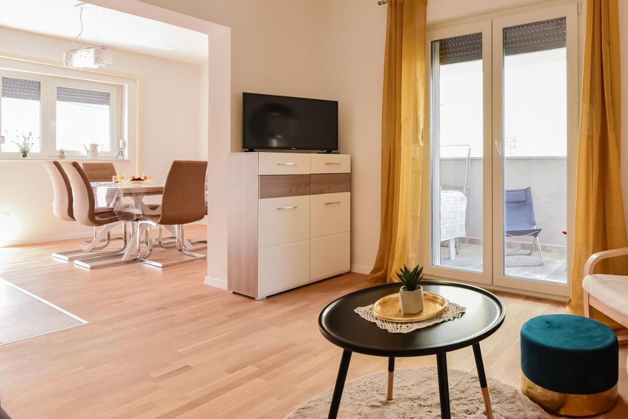 New Luxury 3 Bedroom 4 Air Conditioners Zadar Dış mekan fotoğraf
